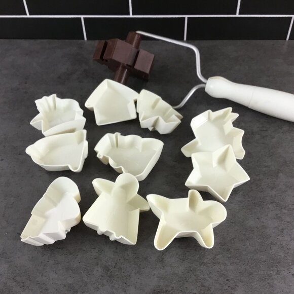 Vintage West German Cookie Cutter Wheel 10 Shapes Rolling Baking Tool 1980s - Picture 1 of 9